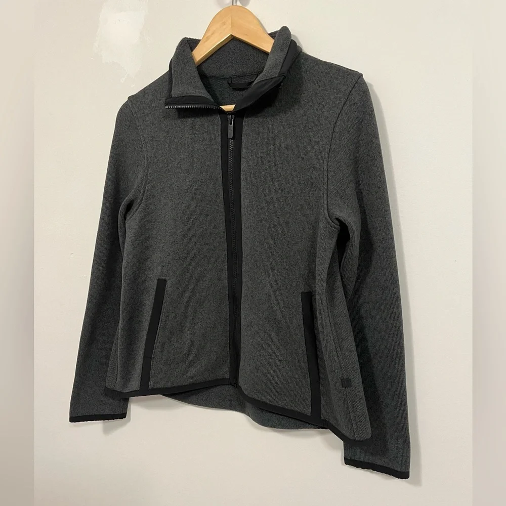 Lululemon Its Fleecing Cold Zip Up Heathered Black/Black 6 - Picture 10 of 16